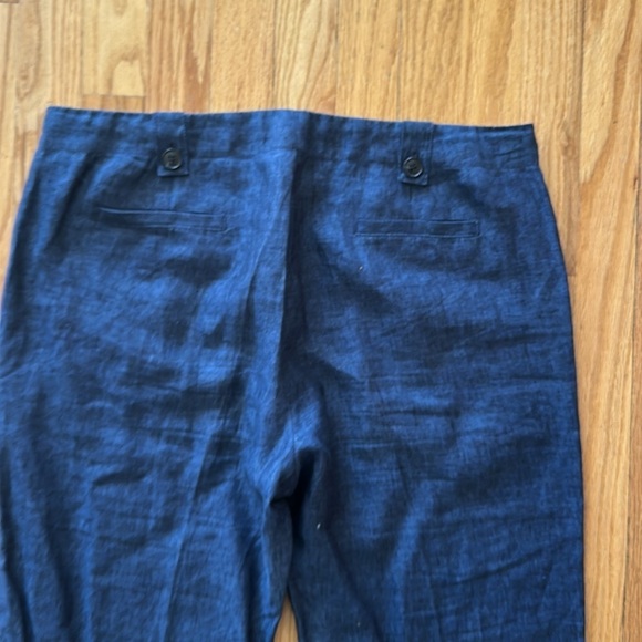 Lafayettete 148 sz 10 linen navy colored pants
Wide leg zipper great pre owned - Picture 7 of 7